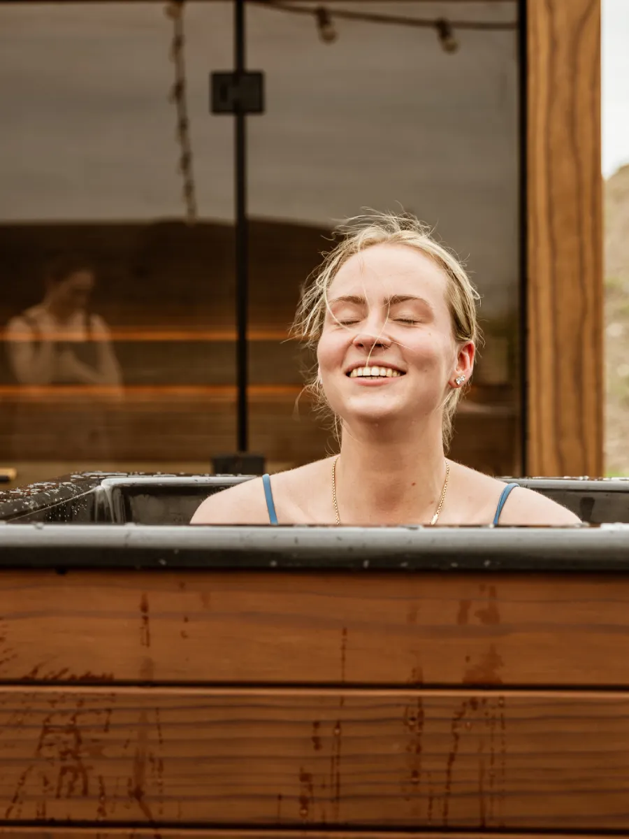 recold sauna ice bath tracker p14 ice woman b